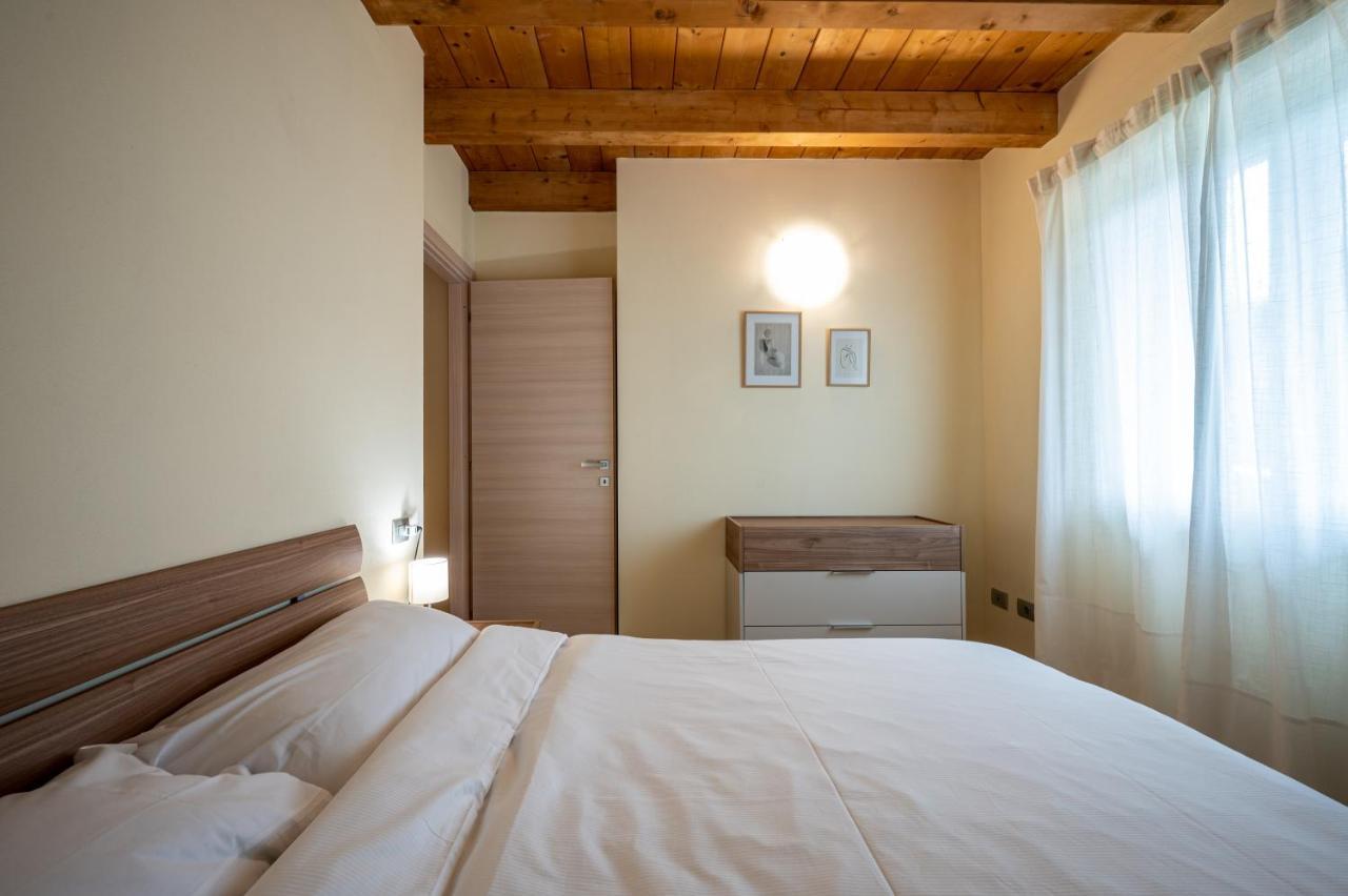 Апартаменты Casa Elena Консильо-ди-Румо Экстерьер фото